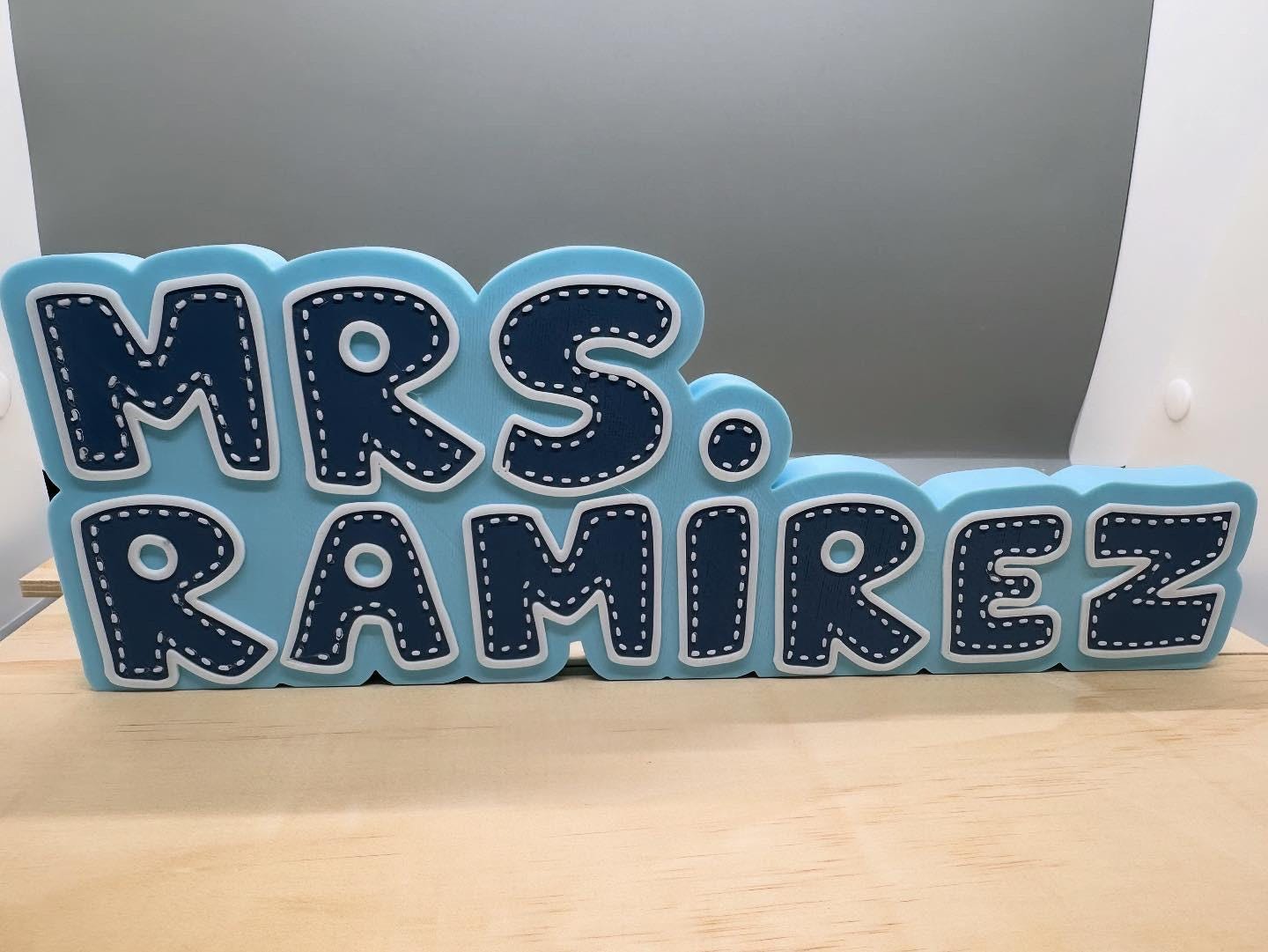 Custom Teacher Desk Name Plate – Cute Stitch Inspired Personalized 3D Printed Name Sign for Classroom or Office